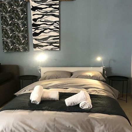 Kalamata City Center Studio Luaran gambar