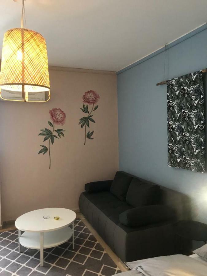Kalamata City Center Studio Luaran gambar