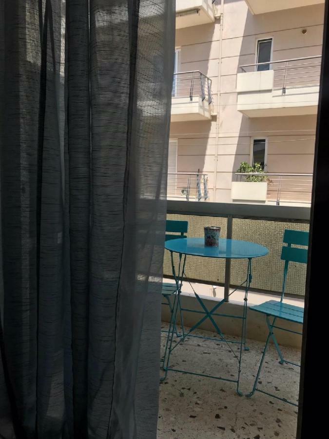 Kalamata City Center Studio Luaran gambar